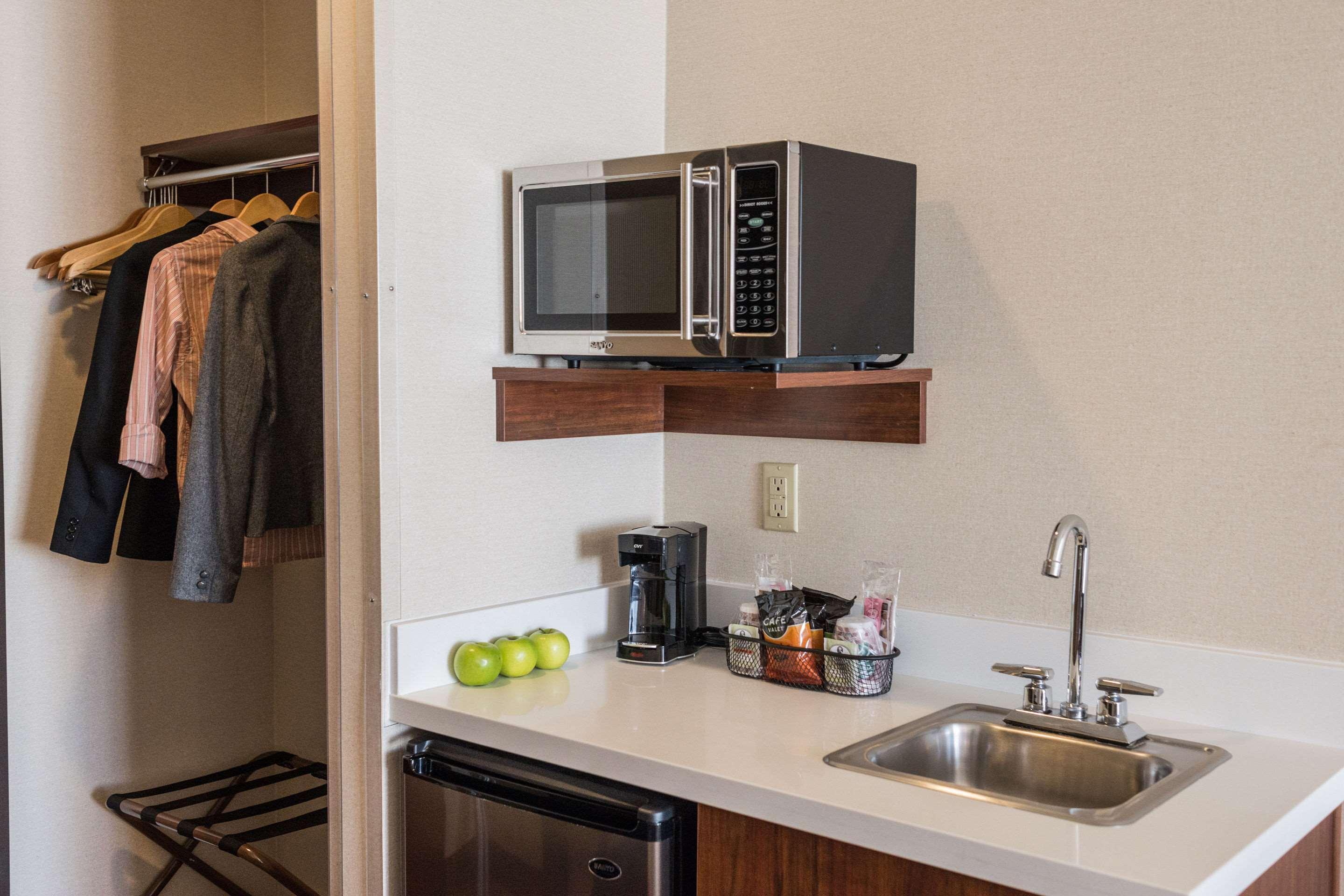 Comfort Suites Springfield-Eugene Ngoại thất bức ảnh