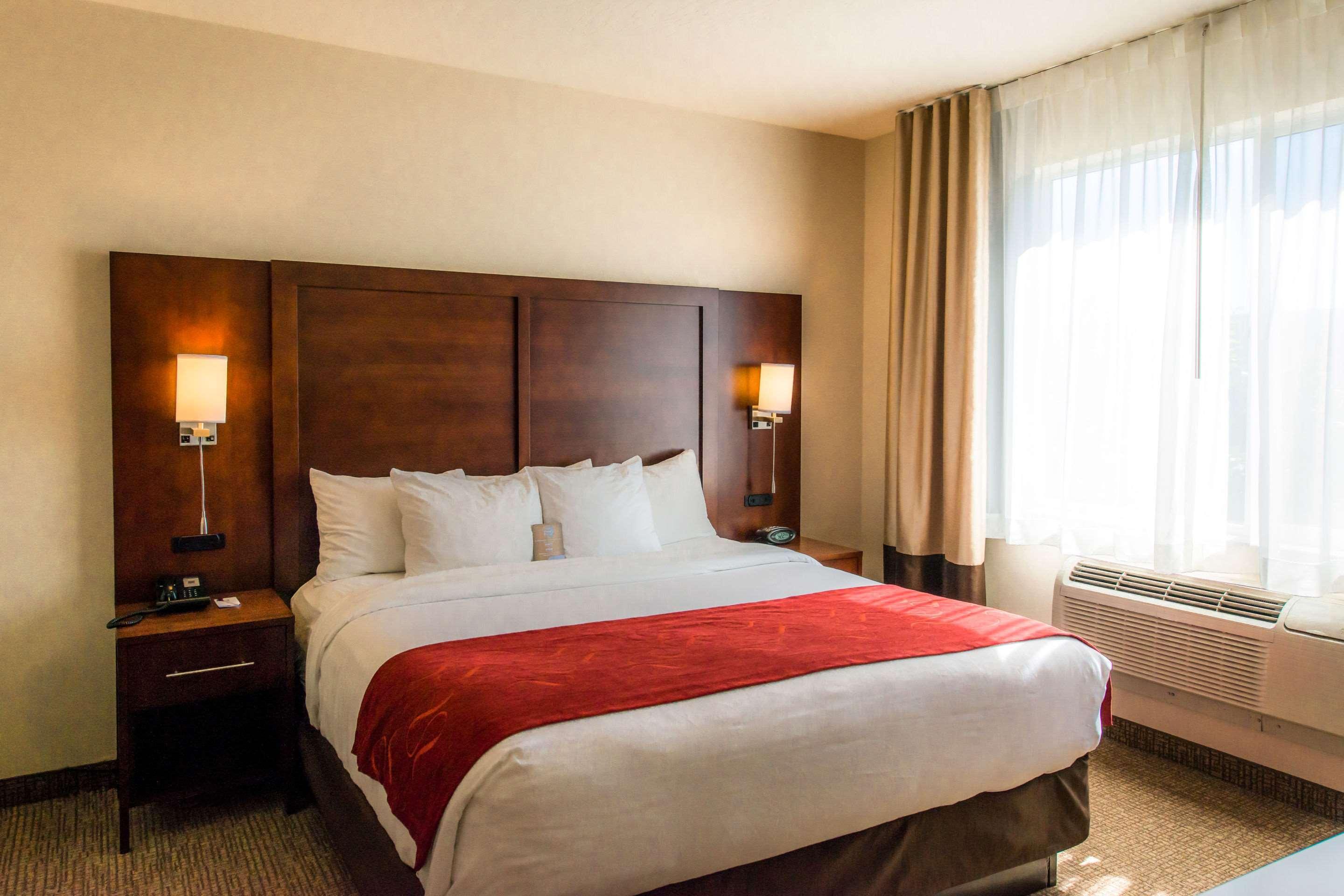Comfort Suites Springfield-Eugene Ngoại thất bức ảnh
