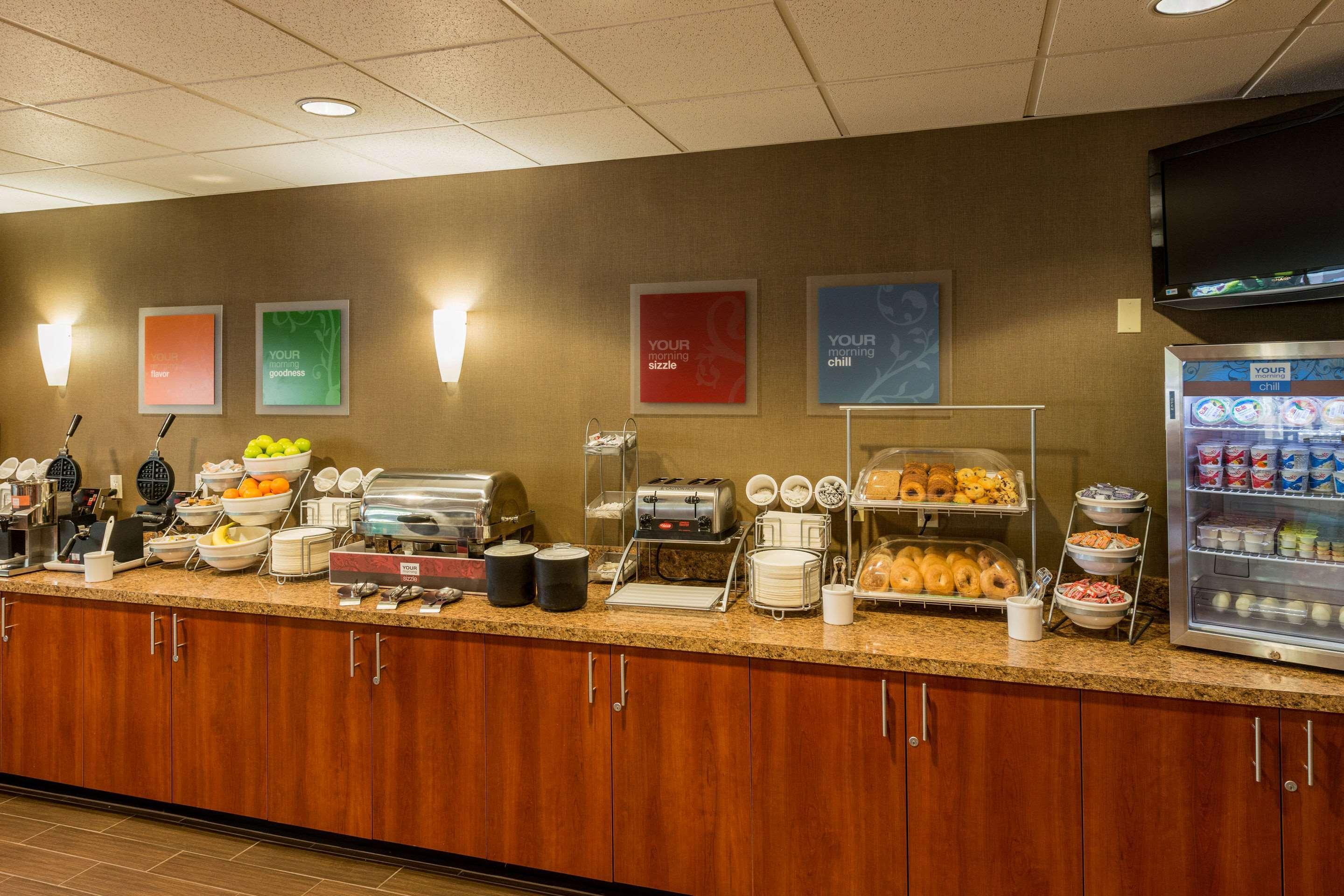 Comfort Suites Springfield-Eugene Ngoại thất bức ảnh
