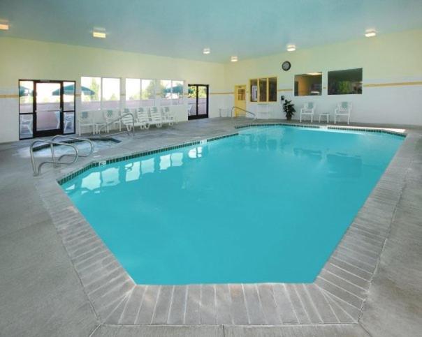 Comfort Suites Springfield-Eugene Ngoại thất bức ảnh