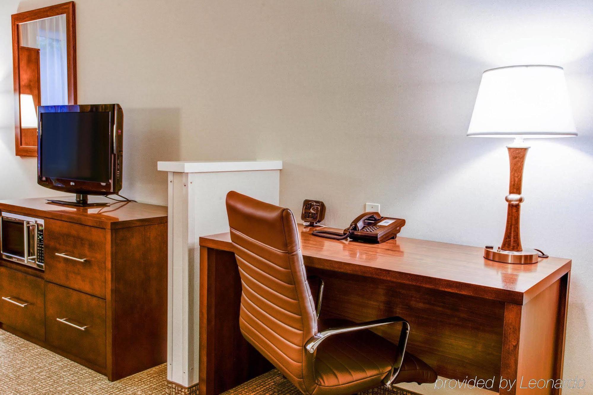 Comfort Suites Springfield-Eugene Ngoại thất bức ảnh